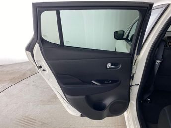 Nissan Leaf 39kWh N-Connecta (150 ps) - LANE DEPARTURE  - HEAT PACK