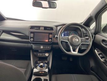 Nissan Leaf 39kWh N-Connecta (150 ps) - LANE DEPARTURE  - HEAT PACK