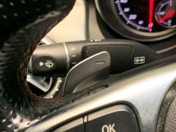 Mercedes-Benz CLA 2.1 CLA220d AMG Line Coupe 7G-DCT 4MATIC (177 ps) - SELF PARK - 