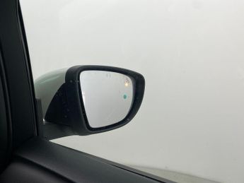 Nissan Leaf 39kWh N-Connecta (150 ps) - LANE DEPARTURE  - HEAT PACK