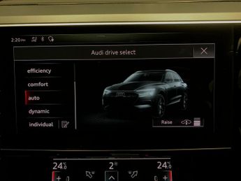 Audi e-tron 50 Technik quattro 71.2kWh (313 ps) - ADJUSTABLE SUSPENSION