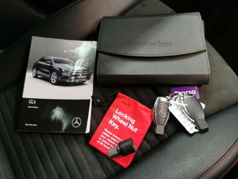 Mercedes-Benz GLA 2.1 GLA200d AMG Line (Premium) 7G-DCT 4MATIC (136 ps) - CRUISE