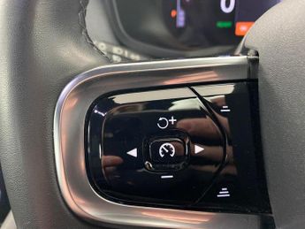 Polestar Polestar 2 Single Motor 64kWh Standard Range Fastback FWD (224 ps) - HEATED