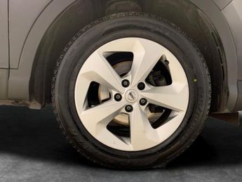 Nissan Qashqai 1.3 DIG-T Acenta Premium DCT (160 ps) - CRUISE - SPEED LIMIT REC