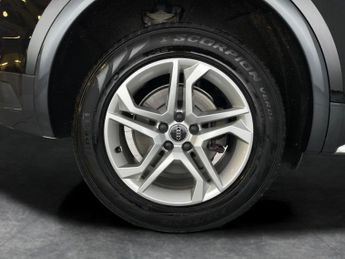 Audi Q5 2.0 TDI 40 Sport S Tronic quattro (204 ps) - WIFI - BLUETOOTH - 