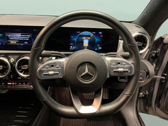 Mercedes-Benz CLA 1.3 CLA180 AMG Line Coupe 7G-DCT (136 ps) - COMFORT PACK