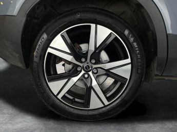 Volvo XC40 1.5h T4 Recharge 10.7kWh R-Design Plug-in (211 ps) - PARK ASSIST