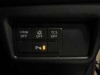 Mazda CX-5 2.0 e-SKYACTIV G MHEV Newground (165 ps) - LANE DEPARTURE 