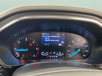 Ford Focus 2.0 EcoBlue Vignale (150 ps) - HEATED STEERING - FORD SYNC3