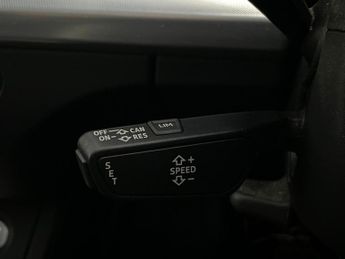 Audi Q5 2.0 TDI 40 Sport S Tronic quattro (204 ps) - WIFI - BLUETOOTH - 