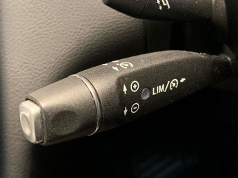 Mercedes-Benz C Class 2.1 C220d AMG Line (Premium) Coupe G-Tronic+ (170 ps) - COMFORT 