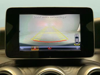 Mercedes-Benz C Class 2.1 C220d AMG Line (Premium) Coupe G-Tronic+ (170 ps) - COMFORT 