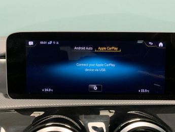 Mercedes-Benz CLA 1.3 CLA180 AMG Line Coupe 7G-DCT (136 ps) - COMFORT PACK