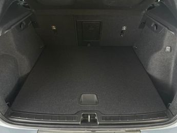 Volvo XC40 1.5h T4 Recharge 10.7kWh R-Design Plug-in (211 ps) - PARK ASSIST