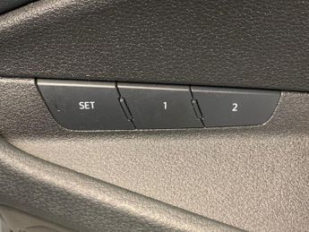 Audi e-tron 50 Technik quattro 71.2kWh (313 ps) - ADJUSTABLE SUSPENSION