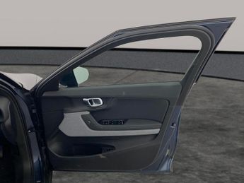 Polestar Polestar 2 Single Motor 69kWh Standard Range Fastback FWD (231 ps) - HEATED