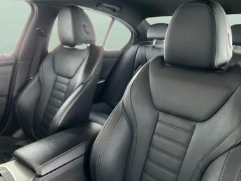 BMW 3 Series 2.0 330e 12kWh M Sport Plug-in (292 ps) - LED - REVERSE CAM - NA