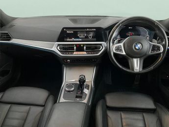 BMW 3 Series 2.0 330e 12kWh M Sport Plug-in (292 ps) - LED - REVERSE CAM - NA