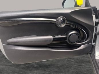 Mini Electric Hatch Cooper SE 32.6kWh Level 2 (184 ps) - STORAGE COMPARTMENT PACK