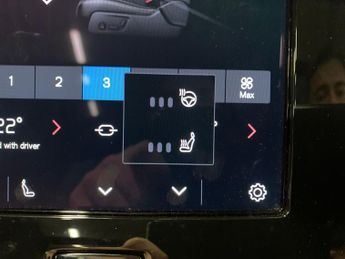 Volvo XC40 Recharge Twin 78kWh Ultimate AWD (408 ps) - FRONT AND REAR PARKI