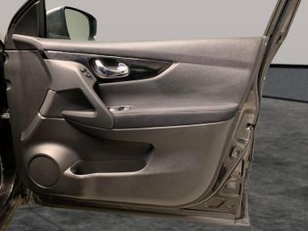 Nissan Qashqai 1.3 DIG-T Acenta Premium DCT (160 ps) - CRUISE - SPEED LIMIT REC