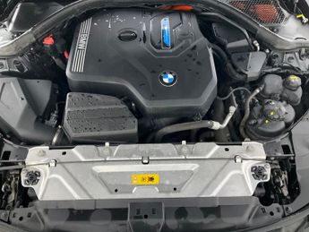 BMW 3 Series 2.0 330e 12kWh M Sport Plug-in (292 ps) - LED - REVERSE CAM - NA