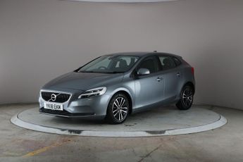 Volvo V40 2.0 T2 GPF Momentum Nav Plus (122 ps) - PARK ASSIST - LED - BLUE
