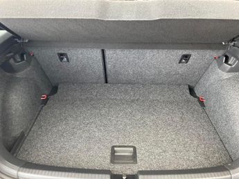 Volkswagen Polo 2.0 TSI GTI DSG (207 ps) - SPORTS SEATS - USB AUDIO