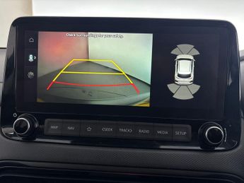 Hyundai Kona 1.6 h-GDi Premium DCT (141 ps) - NAV - HEATED SEATS - HEATED STE