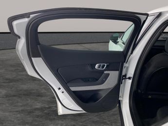 Polestar Polestar 2 Single Motor 64kWh Standard Range Fastback FWD (224 ps) - HEATED