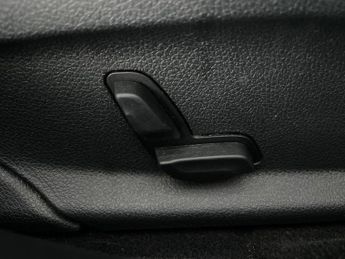 Mercedes-Benz C Class 2.0 C350e 6.4kWh AMG Line Plug-in G-Tronic+ (293 ps) - HEATED LE