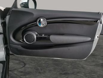 Mini Hatch 2.0 Cooper SD 6Spd (170 ps) - 17IN ALLOYS - REVERSE CAM - DRIVIN