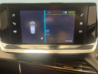 Peugeot E-208 50kWh Allure (136 ps) - ACTIVE LANE ASSIST - LED - NAV