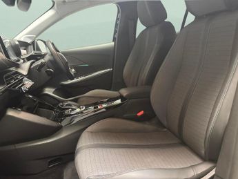 Peugeot E-208 50kWh Allure (136 ps) - ACTIVE LANE ASSIST - LED - NAV