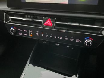 Kia Niro 64.8kWh 3 (201 bhp) - NAV - HEATED STEERING - BLIND SPOT ASSIST