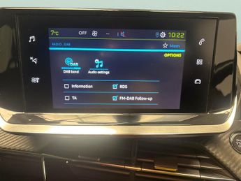 Peugeot E-208 50kWh Allure (136 ps) - ACTIVE LANE ASSIST - LED - NAV