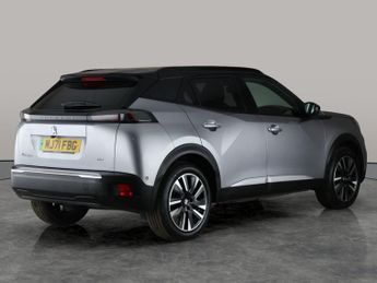 Peugeot E-2008 50kWh GT Premium (136 ps) - REVERSE CAM - ALCANTARA - NAV