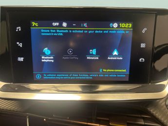 Peugeot E-208 50kWh Allure (136 ps) - ACTIVE LANE ASSIST - LED - NAV