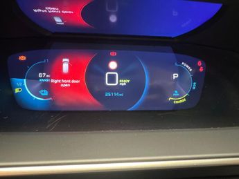 Peugeot E-208 50kWh Allure (136 ps) - ACTIVE LANE ASSIST - LED - NAV