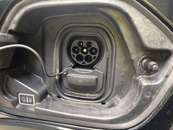 Peugeot E-208 50kWh Allure (136 ps) - ACTIVE LANE ASSIST - LED - NAV