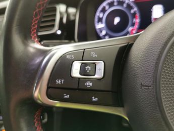 Volkswagen Golf 2.0 TSI GPF GTI Performance DSG (245 ps) - LED - REVERSE CAM - H