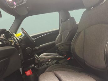 Mini Electric Hatch Cooper SE 32.6kWh Level 2 (184 ps) - STORAGE COMPARTMENT PACK