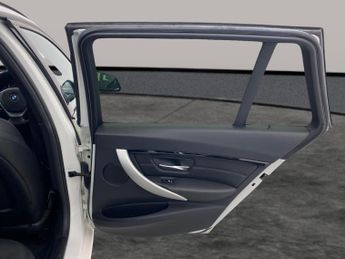 BMW 3 Series 2.0 320d M Sport Touring xDrive (190 ps) - LED - NAV - PERFORMAN