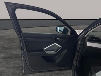 Audi Q3 1.5 TFSI CoD 35 Sport Sportback S Tronic (150 ps) - DRIVING MODE