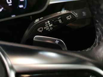 Audi e-tron 50 Technik quattro 71.2kWh (11kW Charger) (313 ps) - 360 CAM - L