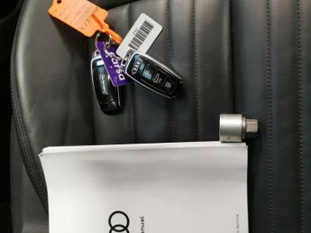 Audi e-tron 50 Technik quattro 71.2kWh (11kW Charger) (313 ps) - 360 CAM - L