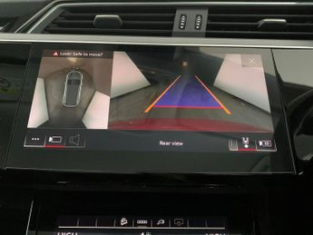 Audi e-tron 50 Technik quattro 71.2kWh (11kW Charger) (313 ps) - 360 CAM - L