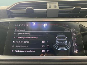 Audi Q3 1.5 TFSI CoD 35 Sport Sportback S Tronic (150 ps) - DRIVING MODE