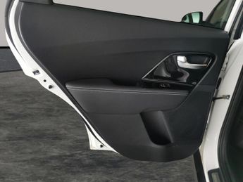 Kia Niro 64kWh 3 (201 bhp) - HEATED STEERING - LANE DEPARTURE  - BLUETOOT