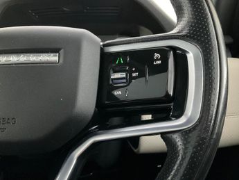 Land Rover Discovery Sport 1.5 P300e 12.2kWh Urban Edition Plug-in 4WD (309 ps) - CARPLAY